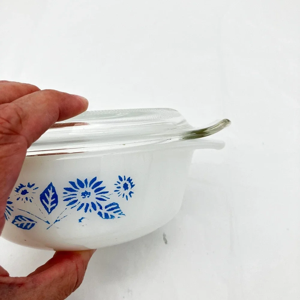 Anchor Hocking Fire-King Casserole Dish 12oz White Blue Floral Vintage Lid